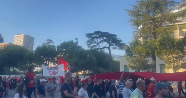VIDEO/ &ldquo;Diaspora &euml;sht&euml; me ne&rdquo;! Mij&euml;ra qytetar&euml;