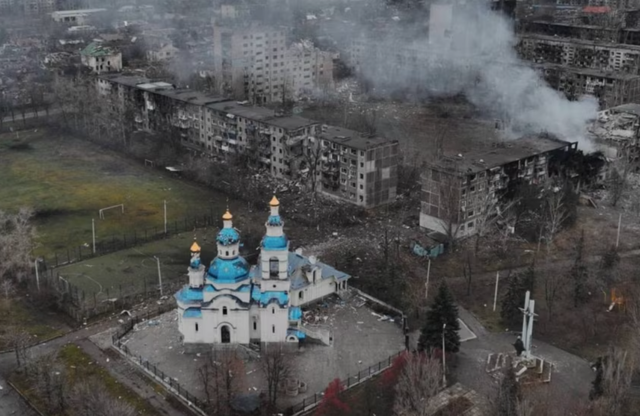 Ukraina godet rafinerit&euml; ruse, por vija e frontit mbetet e p&euml;rgjakshme