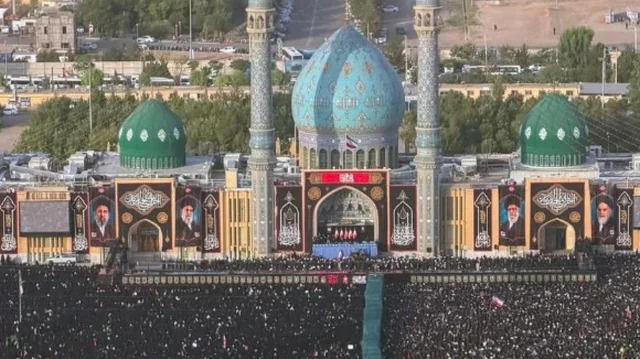 Lamtumira e fundit ndaj Khameneit, b&euml;n bashk&euml; nj&euml; det