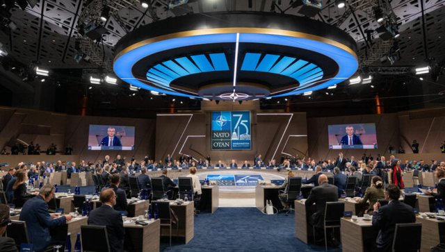 Bloomberg: NATO mund t&euml; mos organizoj&euml; samit n&euml; Shqip&euml;ri