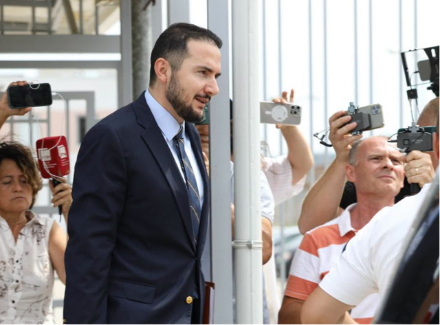 "Sot, nj&euml; vit liri", Salianji: Pushteti mund t&euml; t&euml;