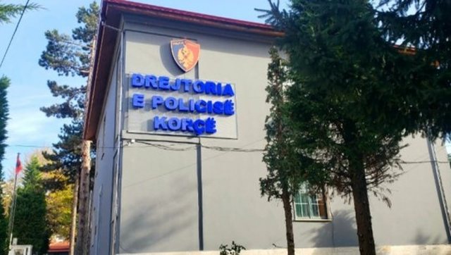 EMRAT/ Plagosje me thik&euml; pran&euml; shkoll&euml;s n&euml;