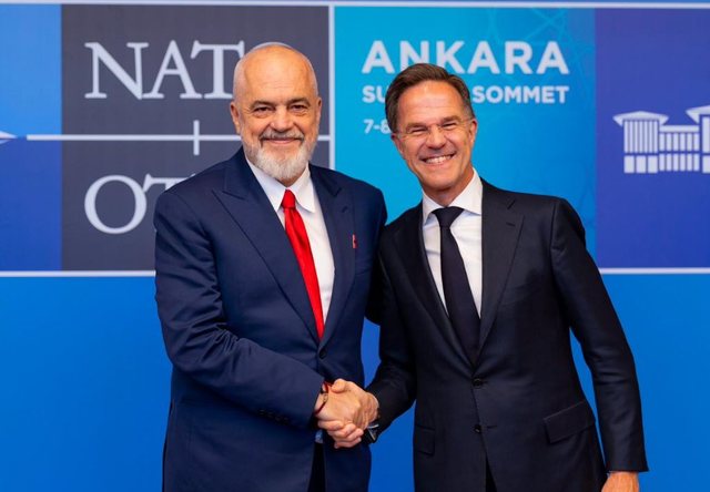 Samiti i NATO-s/ Media hollandeze: NATO nuk e p&euml;rmend m&euml;