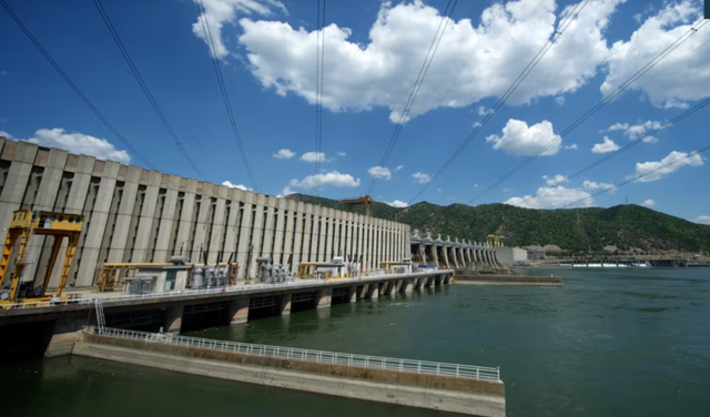 SHBA-ja hyn n&euml; sektorin energjetik t&euml; Serbis&euml; p&euml;rmes
