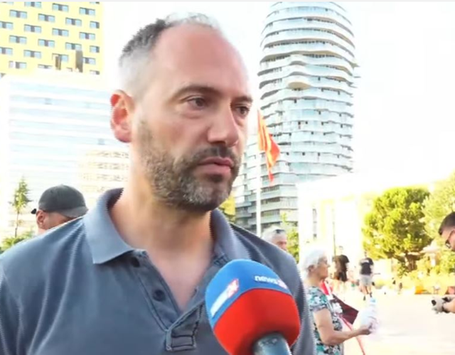 Dita e 40-t&euml; e protest&euml;s n&euml; kryeqytet/ Vijon revolta qytetare,