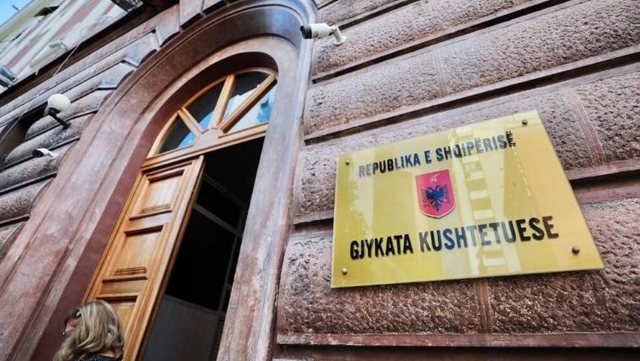 P&euml;rplasje mes Institucioneve/ GJK kund&euml;rshton raportin e
