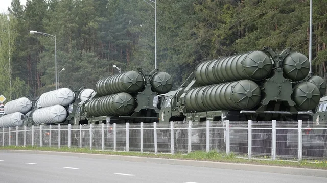 Turqia k&euml;rkon drit&euml;n jeshile t&euml; Rusis&euml; p&euml;r S-400,
