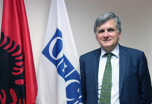 Ambasadori i OSBE, Michel Tarran: Protestat, pjes&euml; normale e