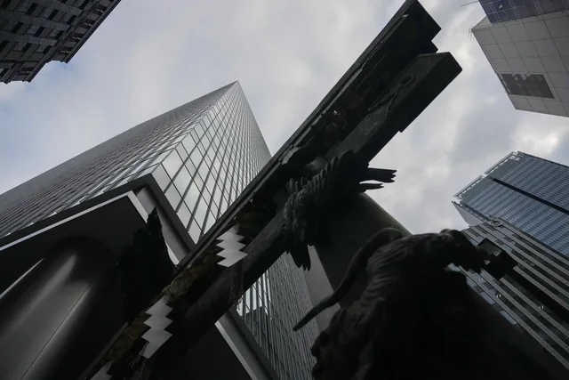 Nga kryeqytetet evropiane n&euml; Tokio/ Analiza e New York Times: Si spiunazhi