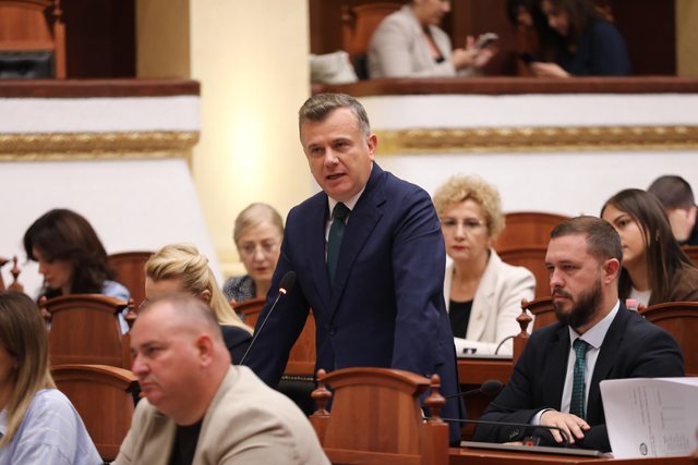 Akuzat p&euml;r nd&euml;rhyrje n&euml; &ccedil;&euml;shtjet fetare, Balla: Nuk