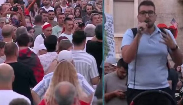 44 dit&euml; revolt&euml; qytetare/ Protestuesit t&euml; vendosur p&euml;r