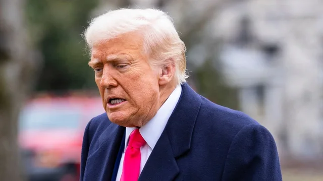 Senatori amerikan Chris Murphy kritikon Trumpin p&euml;r strategjin&euml; ndaj