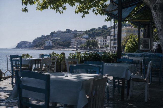 R&euml;nia e konsumit n&euml; restorante arrin deri n&euml; 35%,
