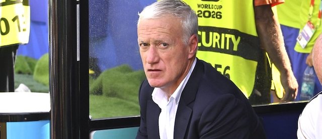 Deschamps, trajneri me m&euml; shum&euml; ndeshje n&euml; Bot&euml;ror&euml;,