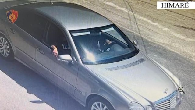 Dhunuan dhe k&euml;rc&euml;nuan me nj&euml; pistolet&euml; &ccedil;akmak