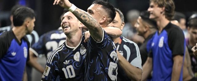 Leo Messi shkëlqen, Argjentina përmbys Anglinë në
