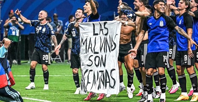 Incident diplomatik/ Mbretëria e Bashkuar i kërkon FIFA-s të