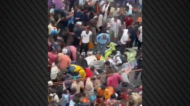 &nbsp;Kaos n&euml; festivalin fetar n&euml; Indi, nj&euml; i vdekur dhe rreth