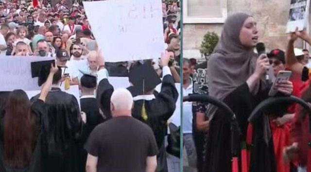 "Klas&euml; e kalbur politike"/ E reja n&euml; protest&euml;: