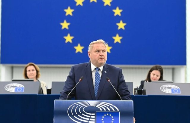 Deklarata e ministres serbe p&euml;r Kosov&euml;n/ Raportuesi i PE: Ka