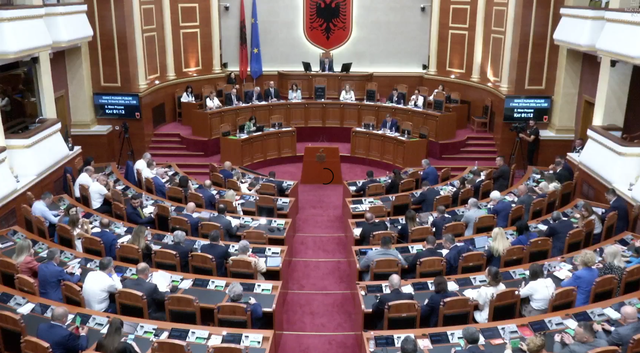 Raportimi i Endri Shabanit sjell p&euml;rplasje n&euml; Kuvend, PD: U zgjodh