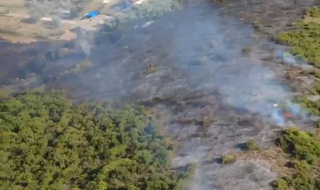FOTO/ Zjarr n&euml; Cakran, flak&euml;t p&euml;rfshijn&euml; sip&euml;rfaqen me