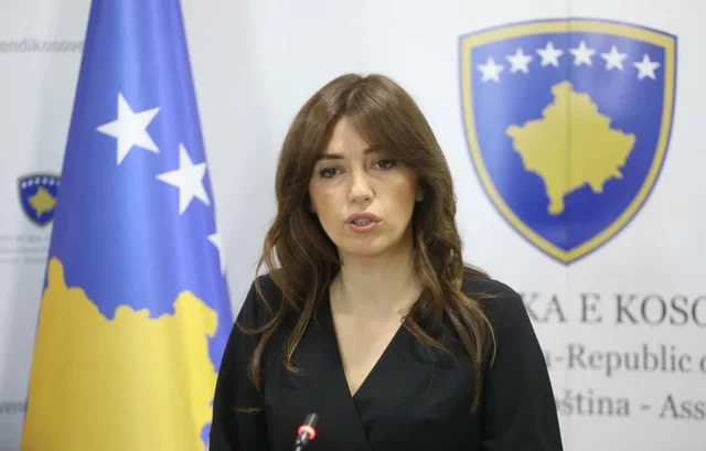 Seanca p&euml;r konstituimin e Kuvendit t&euml; Kosov&euml;s, Albulena Haxhiu: