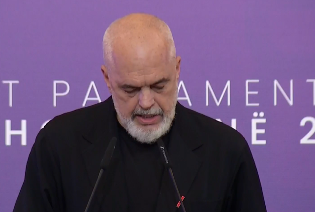 "Rilindja 2.0 dhe Besa jan&euml; cikli i ri politik&euml;"/ Rama