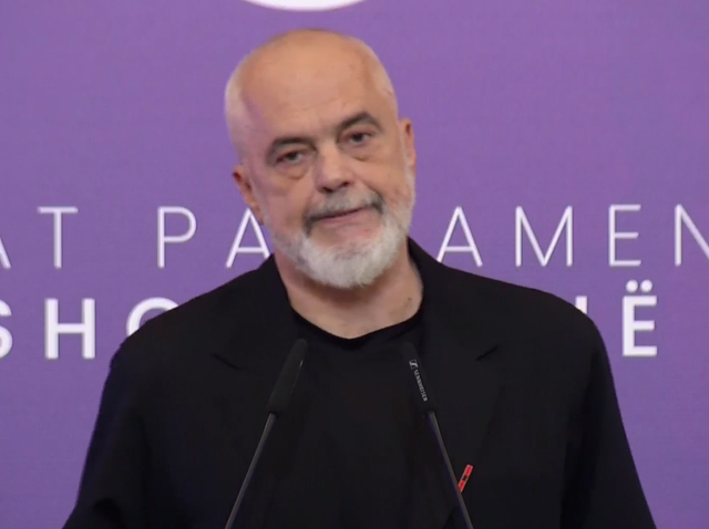 "Rilindja 2.0 dhe Besa jan&euml; cikli i ri politik&euml;"/ Rama