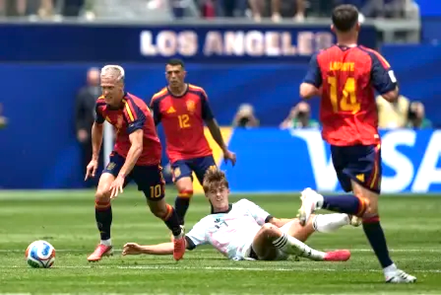 K&euml;puc&euml;t e Ferran Torresit n&euml; finale hyjn&euml; n&euml; biznesin