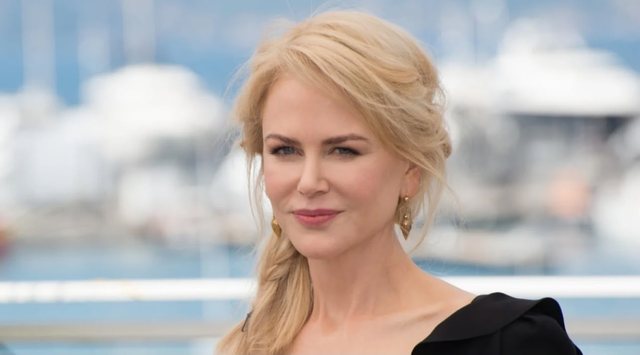 Aktorja Nicole Kidman 'kape mat' me biznesmenin Michael Reinstein