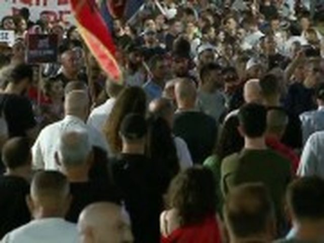 "Gjysma e Shqip&euml;ris&euml; jeton n&euml; varf&euml;ri"/ Aktivistja