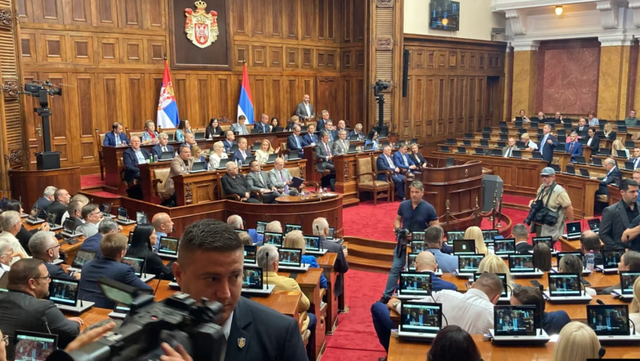 Kuvendi i Serbis&euml; shqyrton mocionin e mosbesimit ndaj Qeveris&euml;
