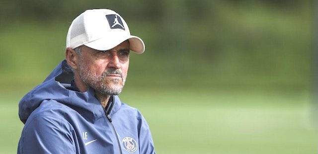 Paris Saint-Germain rifillon st&euml;rvitjen me 9 lojtar&euml; n&euml;