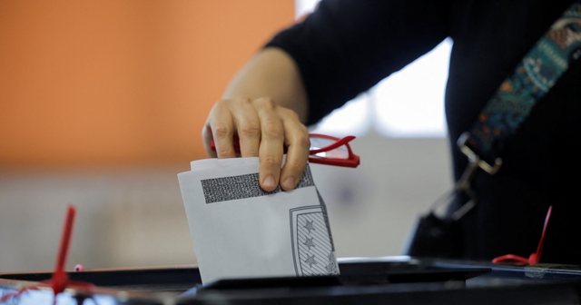 P&euml;rfundon rinum&euml;rimi i votave p&euml;r zgjedhjet e 7 qershorit/ REL: