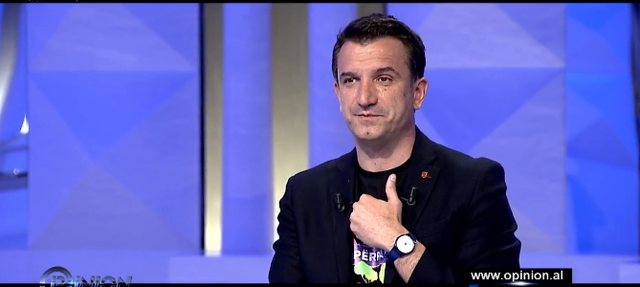 A jan&euml; paguar artist&euml;t q&euml; deklaruan mb&euml;shtetjen ndaj tij?