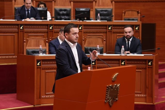 Censi i ri i Bujq&euml;sis&euml;, Salla: T&euml; dh&euml;na t&euml; plota