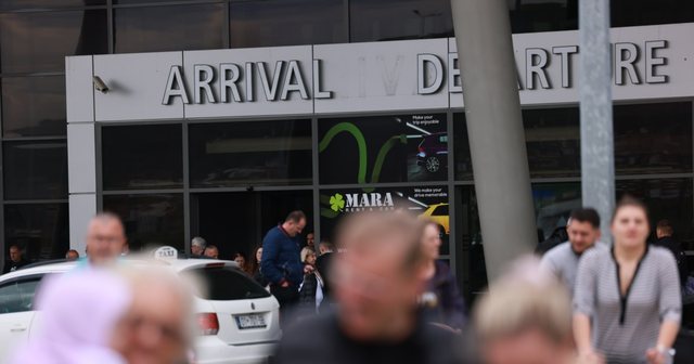 Dy milion&euml; euro p&euml;r linjat ajrore! Si do t&euml; shp&euml;rndahet