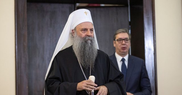 Vu&ccedil;i&ccedil; kund&euml;rshton d&euml;nimin e patriarkut Porfirije nga
