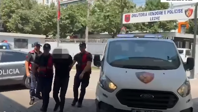 E r&euml;nd&euml; n&euml; Lezh&euml;/ Tentoi t&euml; vriste vjehrr&euml;n duke e
