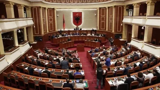 &ldquo;K&euml;rkesat e protestesve duhet t&euml; pranohen&rdquo;/ PD bojkoton
