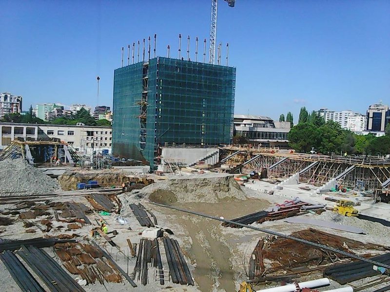 Foto/ Benda “Arenës Kombëtare”, stadiumit më të