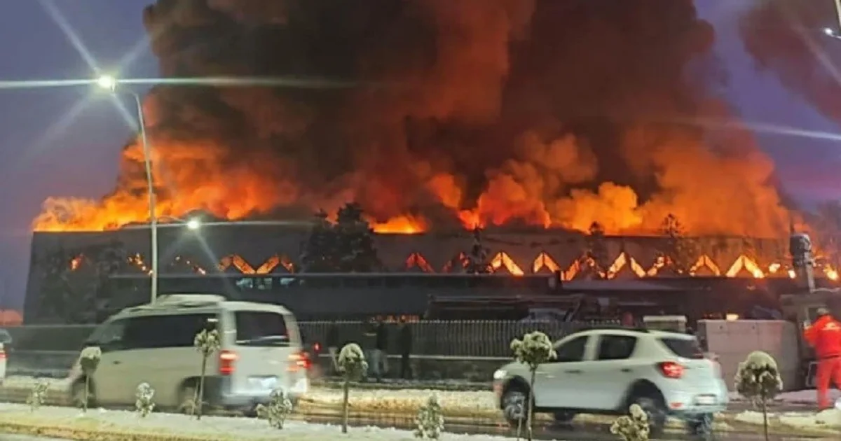 Digjet Comodita e vëllezërve Devolli në Gjakovë 