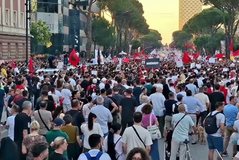 Edhe nj&euml; her&euml;, mbi q&euml;ndrimet e Partis&euml; Demokratike ndaj