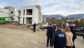 Prishen vilat pa leje në Farkë!