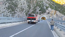 Hidhet nga ura në rrugën e Arbrit nipi i Nehat Kullës