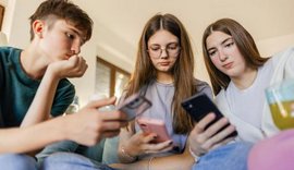 Australia bën histori: Fëmijët nën 16 vjeç nuk mund