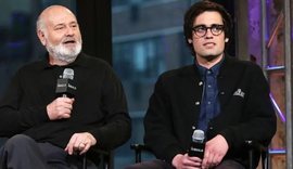 Ylli i Hollivudit u gjet i vdekur bashk&euml; me gruan, arrestohet djali i tyre!