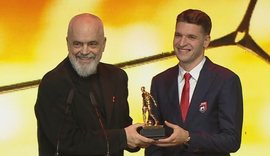 Kryeministri Rama jep &ccedil;mimin, zgjidhet Lojtari i Vitit te