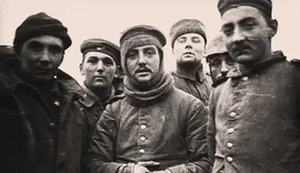 Kur hesht&euml;n arm&euml;t dhe foli njer&euml;zimi! Historia e